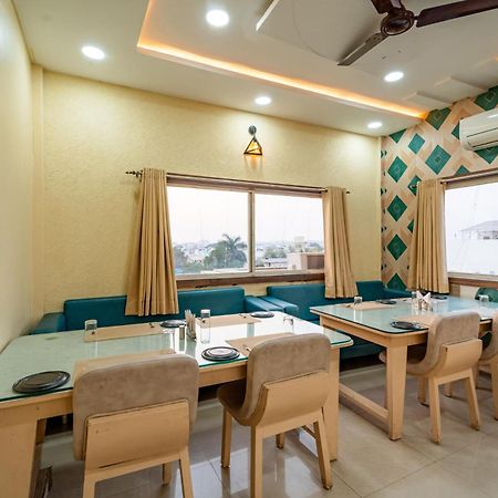 Hotel Treebo Premium Zorba Bhopal Exterior foto