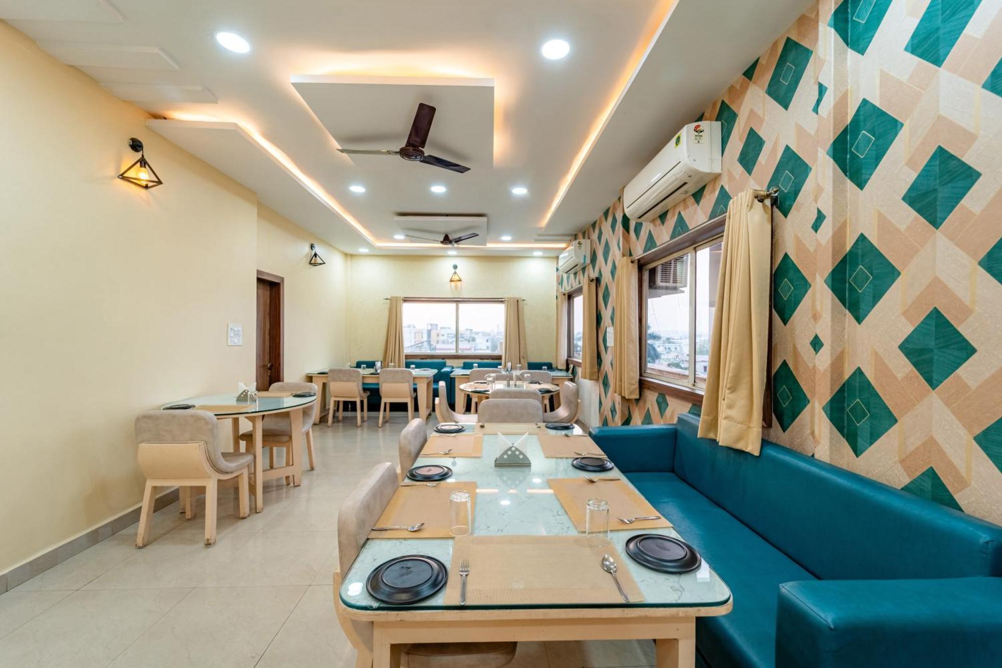 Hotel Treebo Premium Zorba Bhopal Exterior foto