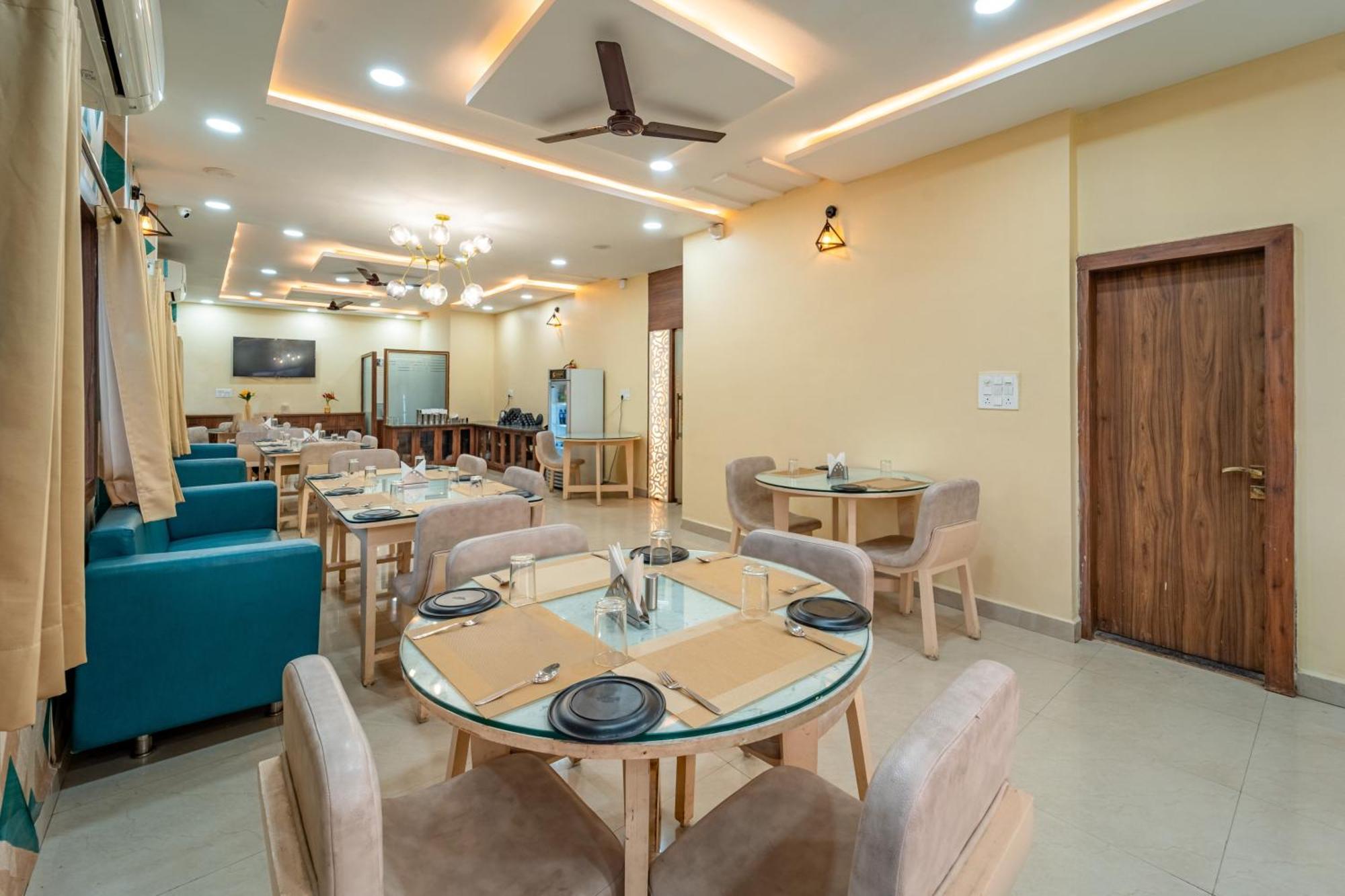 Hotel Treebo Premium Zorba Bhopal Exterior foto