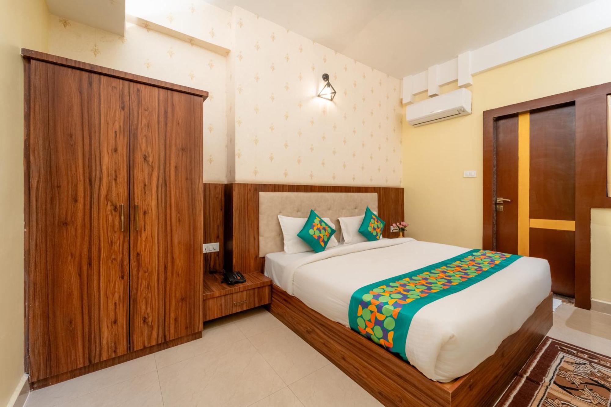 Hotel Treebo Premium Zorba Bhopal Exterior foto