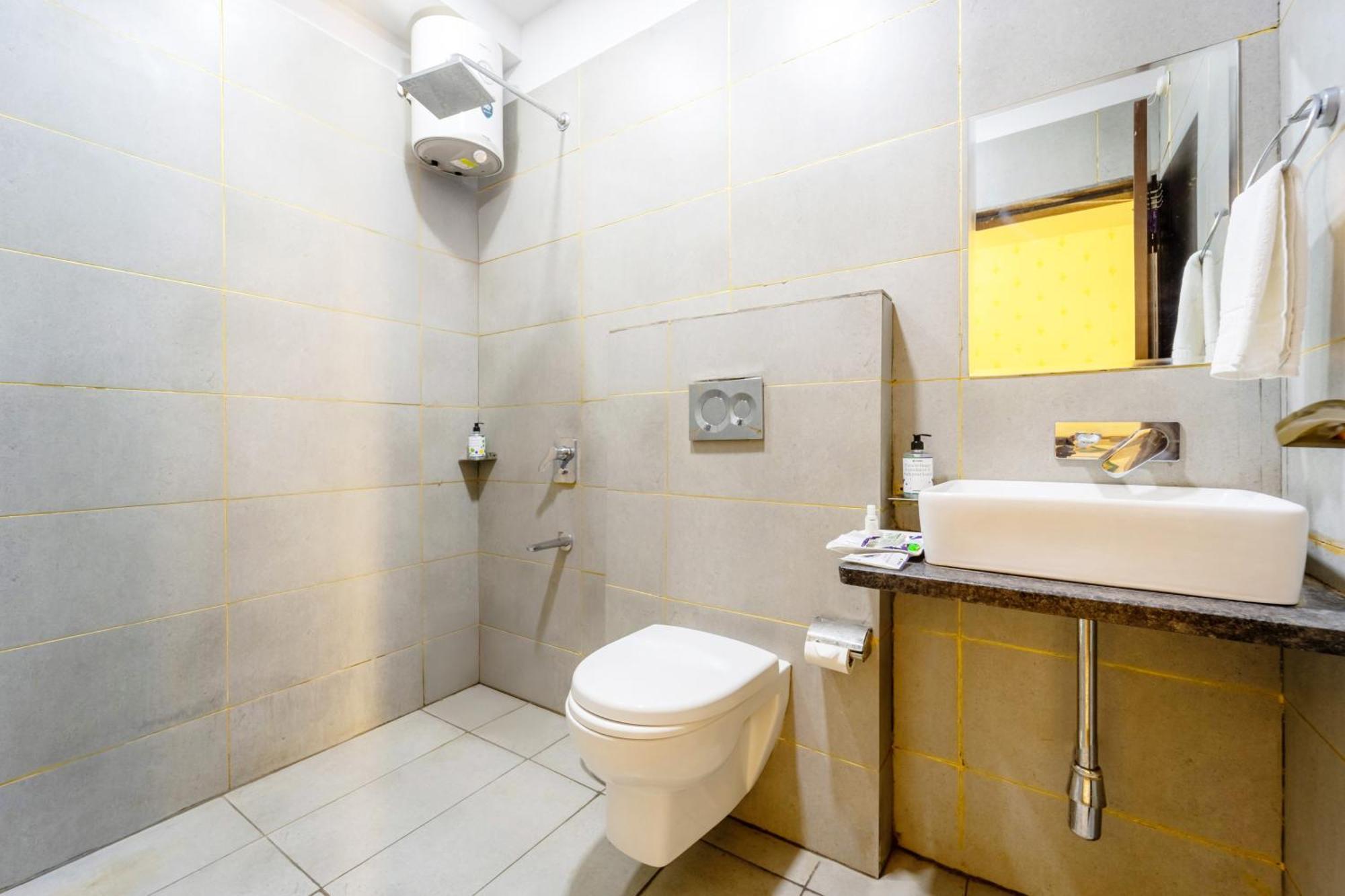Hotel Treebo Premium Zorba Bhopal Exterior foto