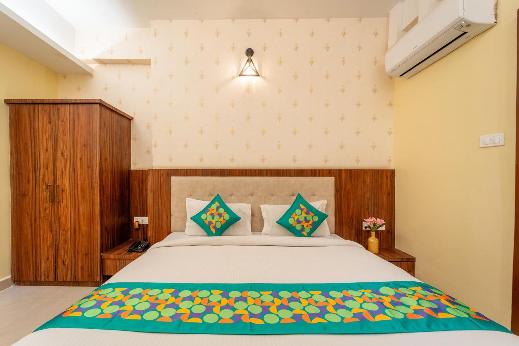 Hotel Treebo Premium Zorba Bhopal Exterior foto